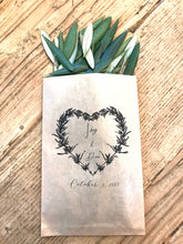 Load image into Gallery viewer, Custom Heart Wreath Confetti Small Bags | Confetti Favor, Wedding Confetti Favors, Confetti Toss for your Wedding Send Off - One Dozen