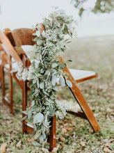 Load image into Gallery viewer, DRIED Eucalyptus Sugar Gum Bouquet | Sugar Gum Eucalyptus Branches | Aromatherapy, Centerpiece Wedding Decor, Tablescape