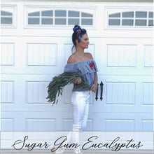 Load image into Gallery viewer, DRIED Quatre Eucalyptus Bouquets | Silver Dollar, Seeded, Sugar Gum, Silver Leaf Branches | Aromatherapy, Centerpiece Wedding, Tablescape